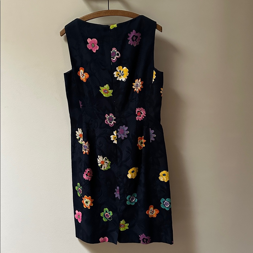 Carlisle Floral Sheath Dress - Picture 2 of 8